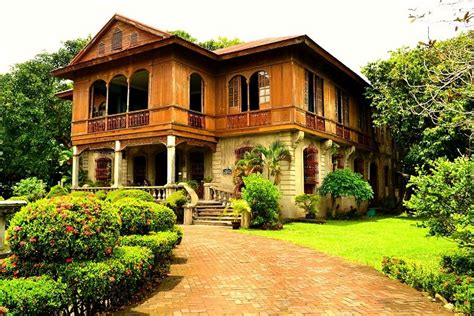 Ancestral houses of the Philippines .